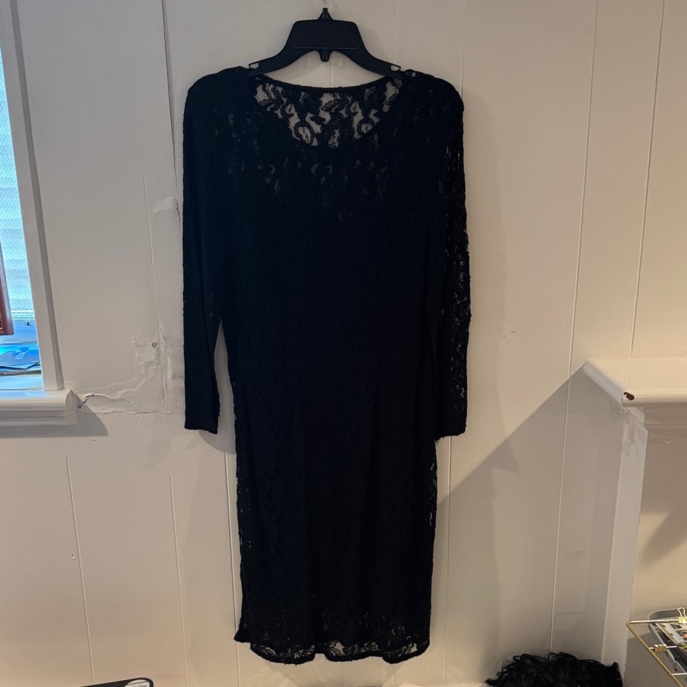 Black Lace Long-Sleeve Midi Dress - Classic Women's Evening Dress